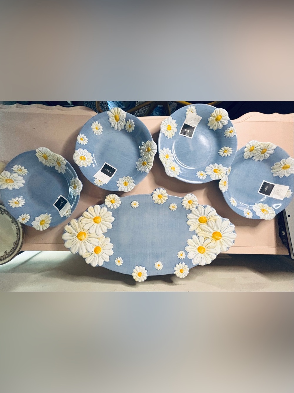 Rachel Ashwell The Farmhouse Daisy Accent Melamine Platter and 4 Bowls